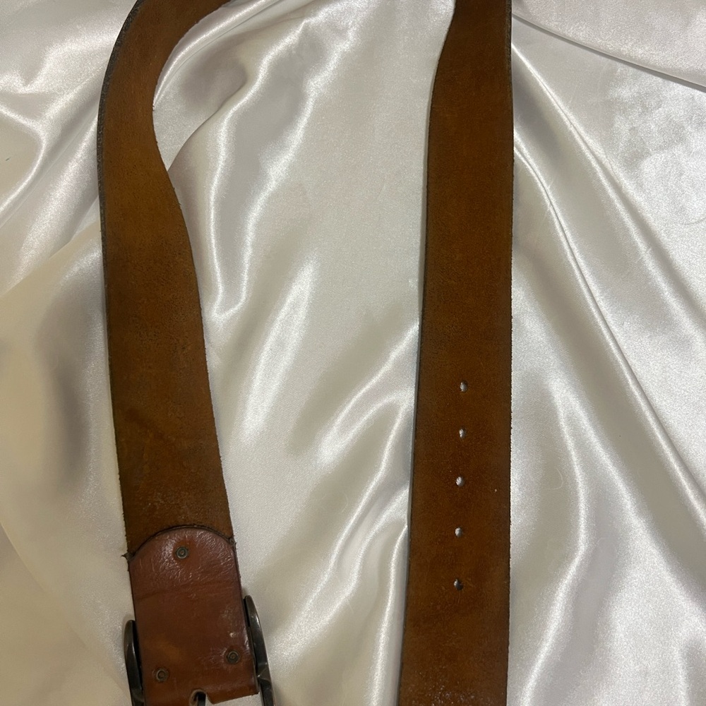 Elegant Brown Leather Women's Belt - Picture 3 of 3